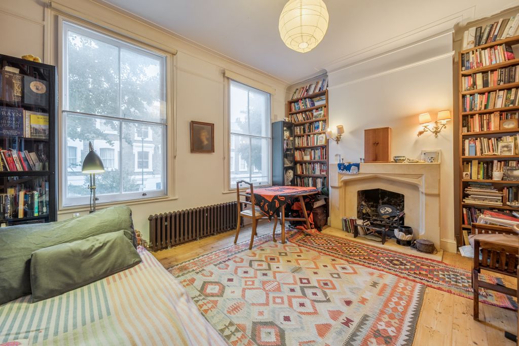 Property photo 2 of 13