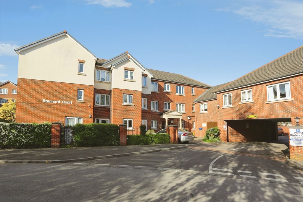 Property photo 1 of 16 Pbox-Img.Jpg