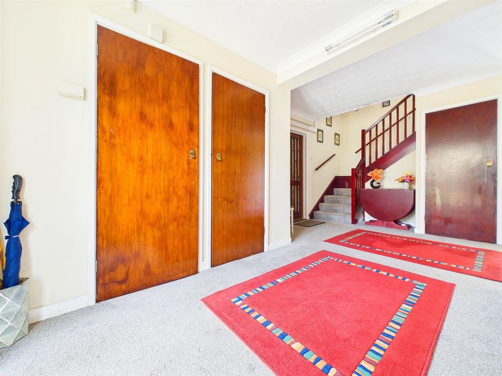 Property photo 3 of 34 Cam01766G0-Pr0770-Still002.Jpg