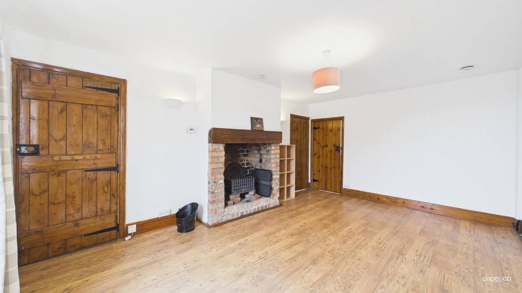 Property photo 3 of 14 2566244