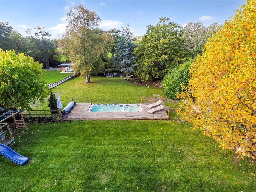 Property photo 3 of 38 Sketch_Ph9_6286205.Jpg