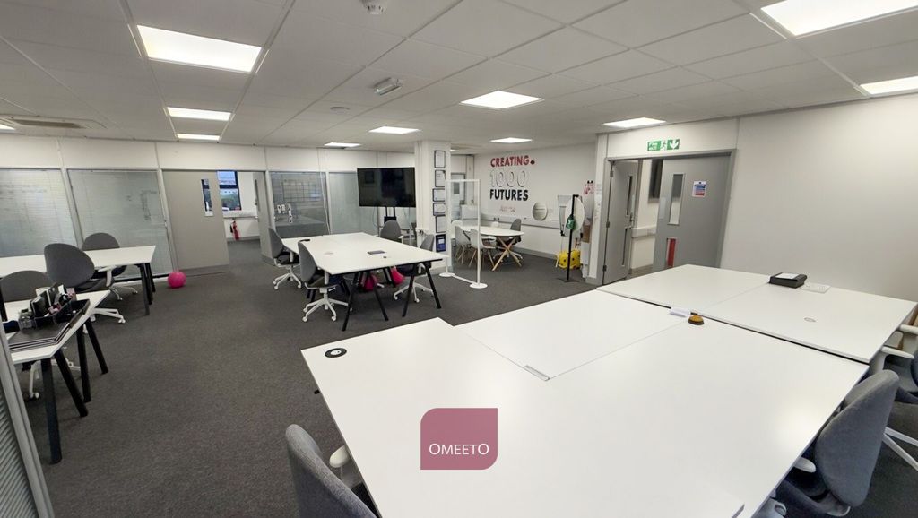 Property photo 3 of 11 Office To Let