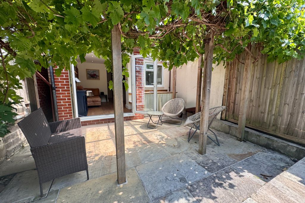 Property photo 3 of 19