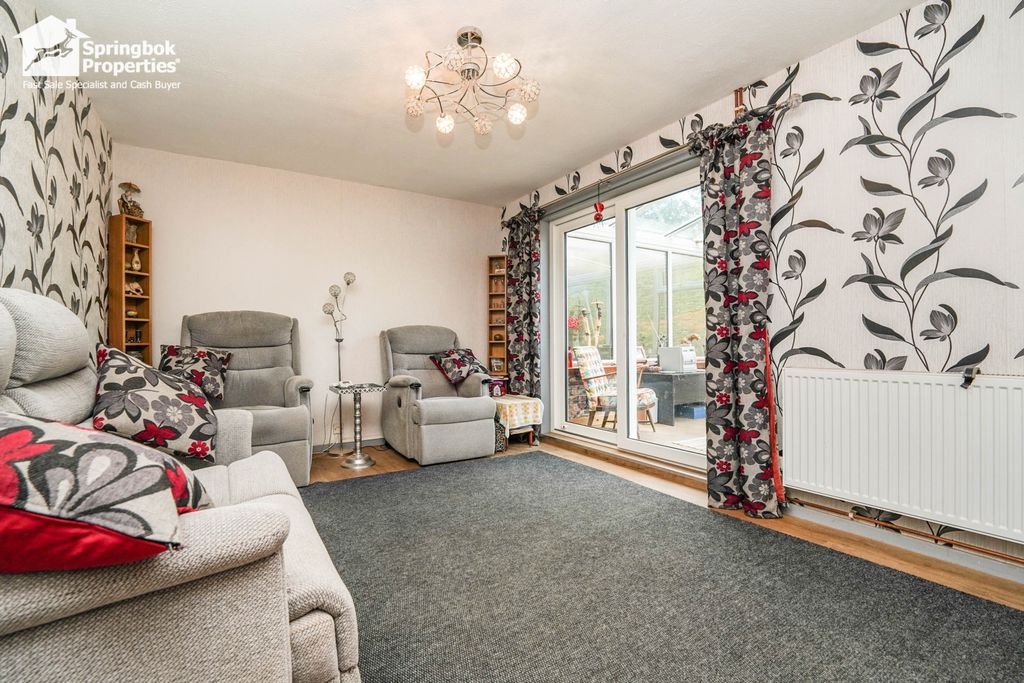 Property photo 2 of 17 Image 1