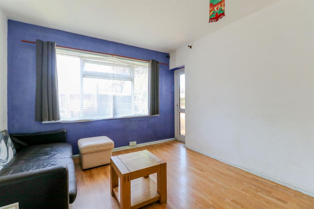 Property photo 3 of 13 Img_4975.Jpg