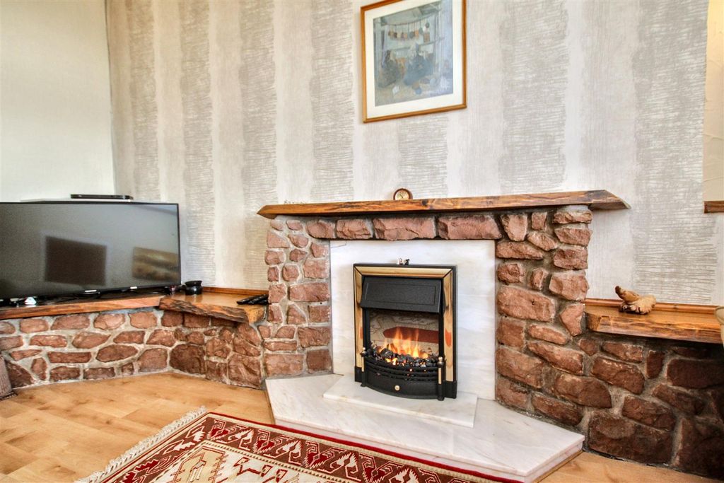 Property photo 3 of 23 3