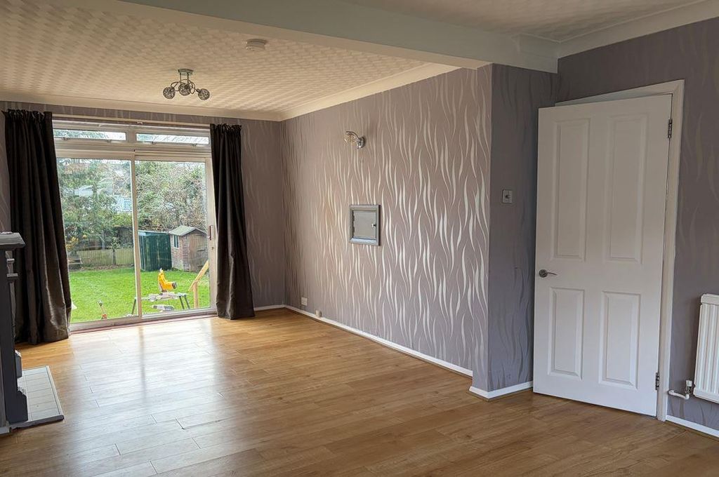 Property photo 3 of 15 4Capture.Jpg