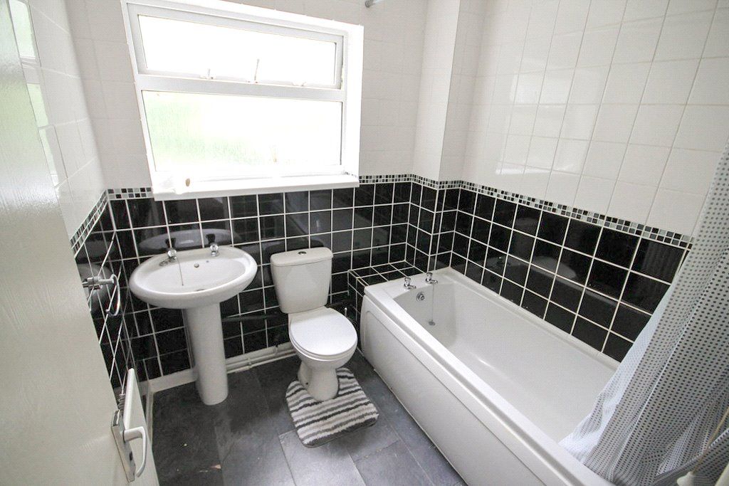 Property photo 3 of 6 Picture No. 02