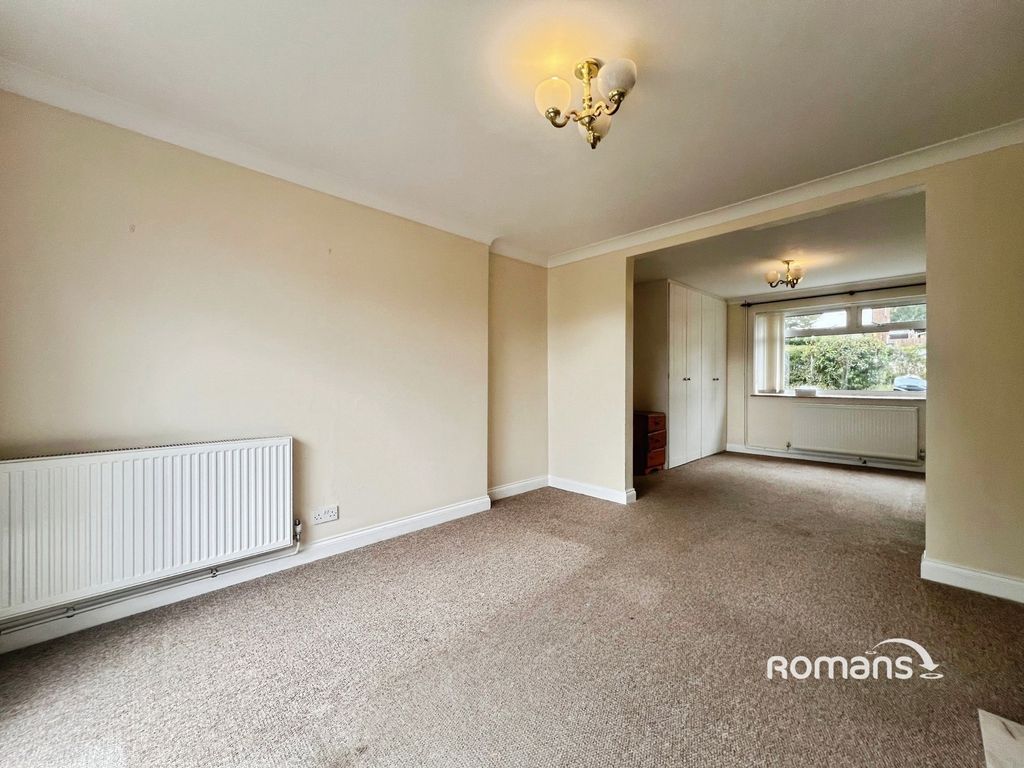 Property photo 3 of 8 Pbox-Img.Jpg