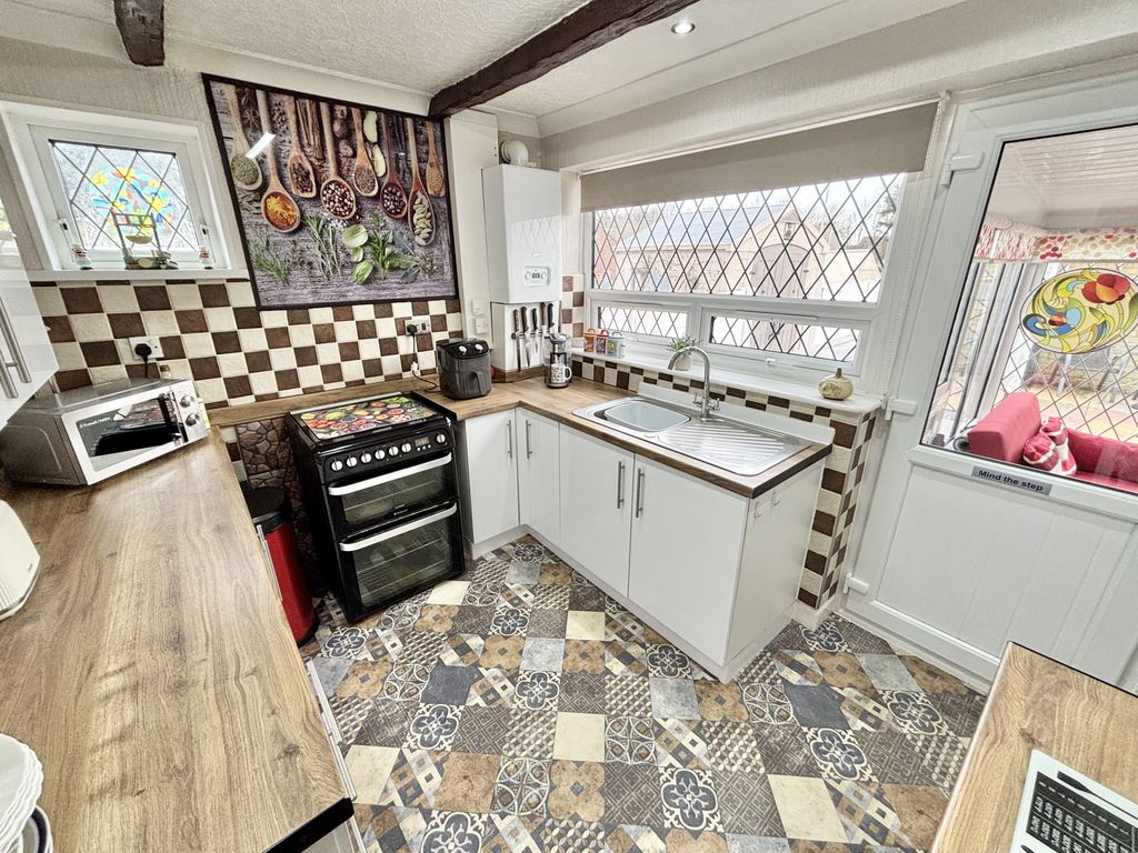 Property photo 3 of 19