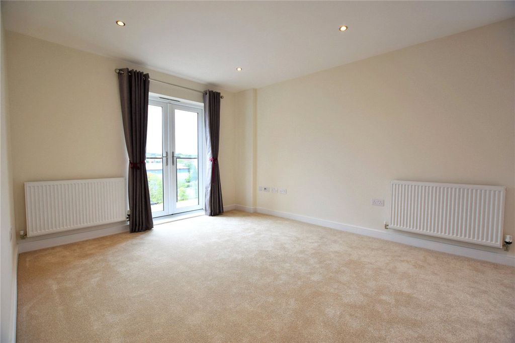 Property photo 2 of 6 Picture No. 02
