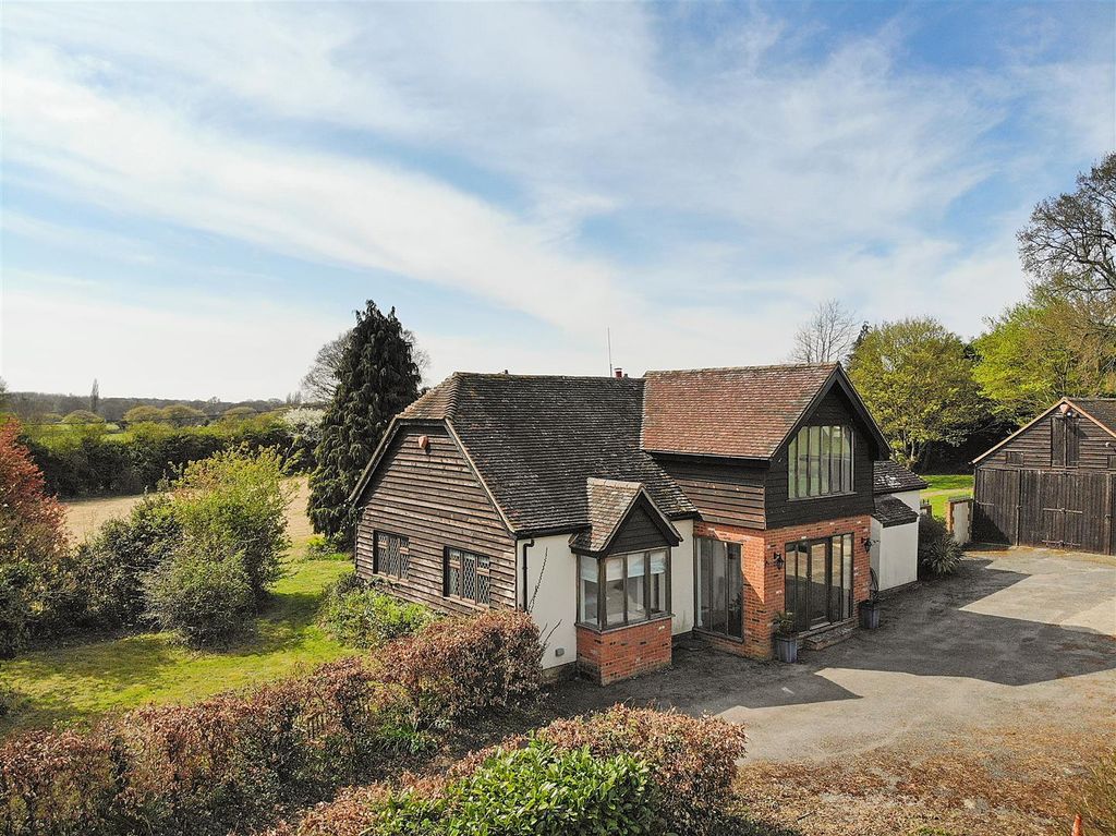 Property photo 2 of 35