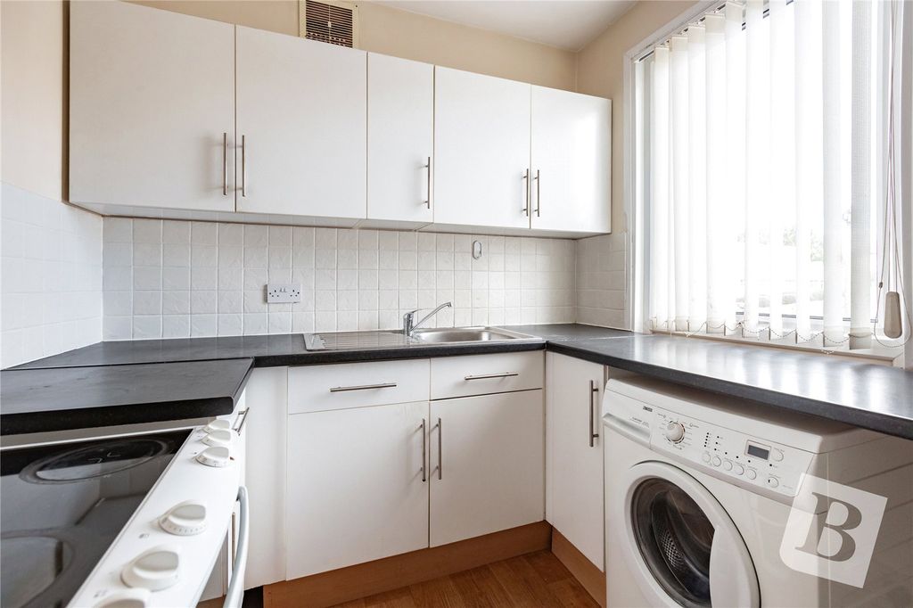 Property photo 3 of 13 Kitchen