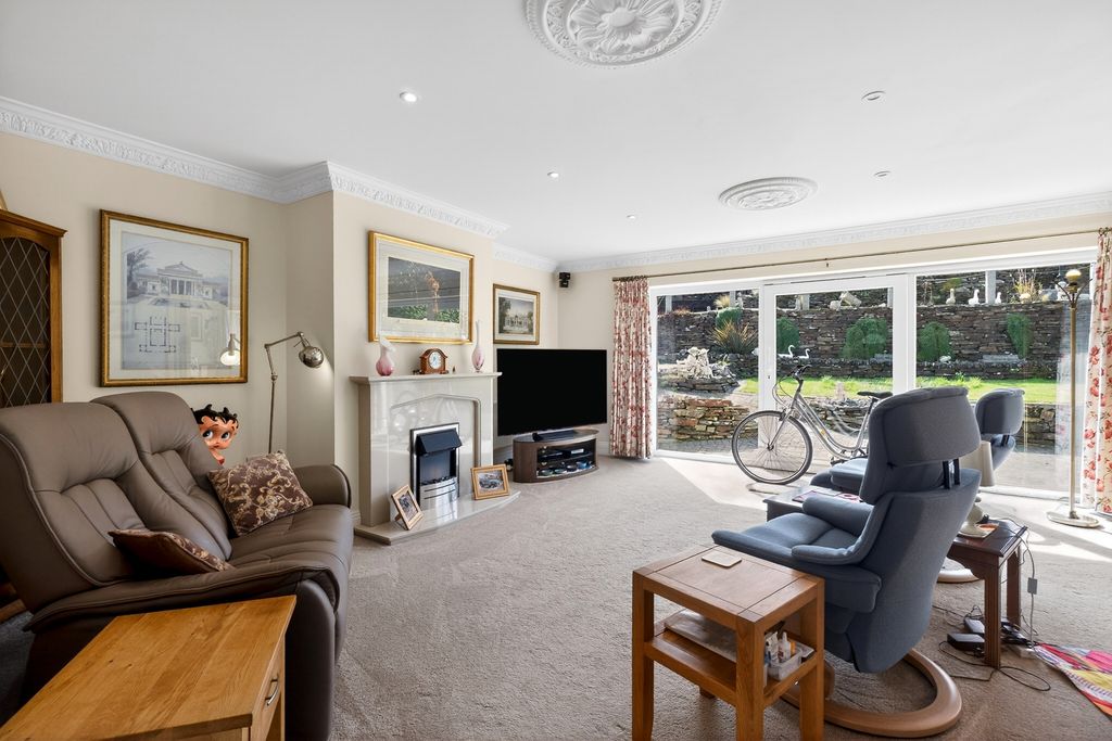 Property photo 3 of 20 Pbox-Img.Jpg