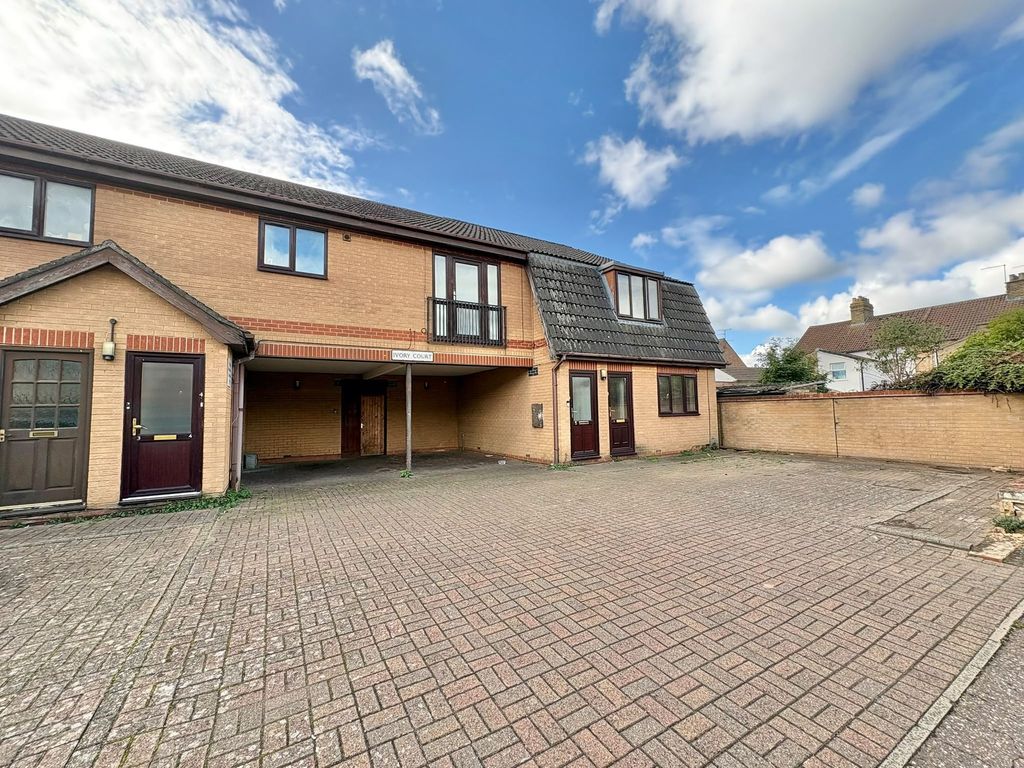 Property photo 1 of 14