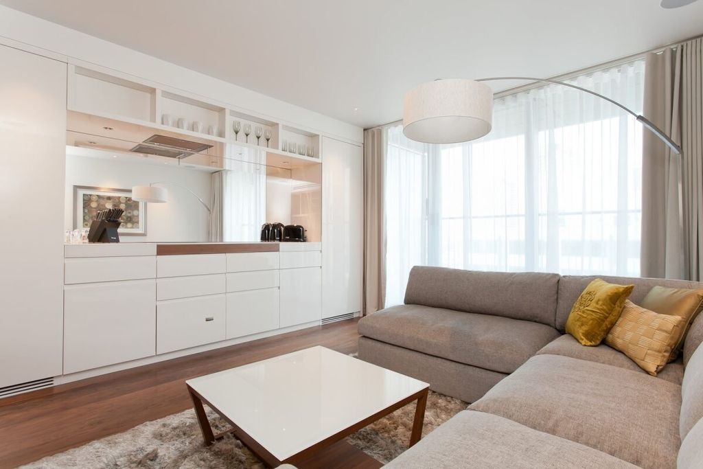 Property photo 3 of 11 Ksre - 1811 The H...