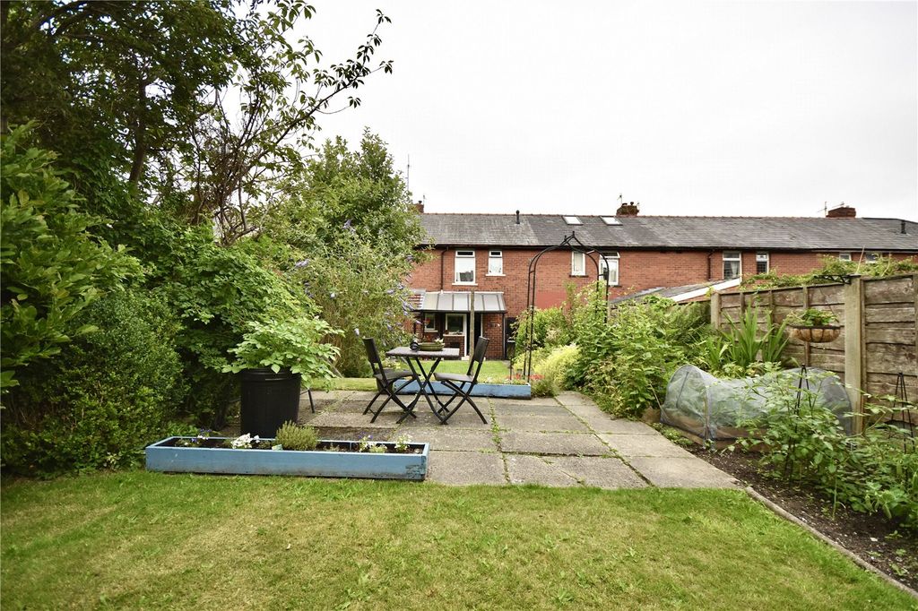 Property photo 2 of 14 Picture No. 04
