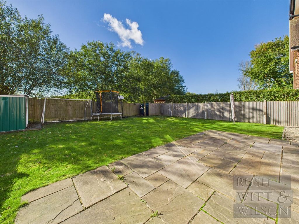 Property photo 3 of 33