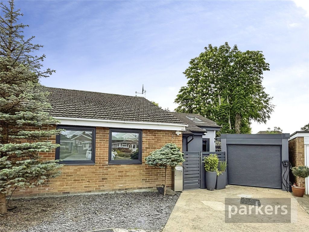 Property photo 1 of 40 Picture No. 09