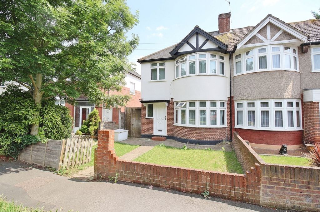 Property photo 1 of 9