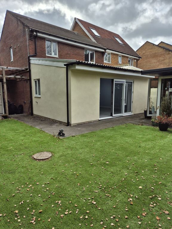 Property photo 2 of 20