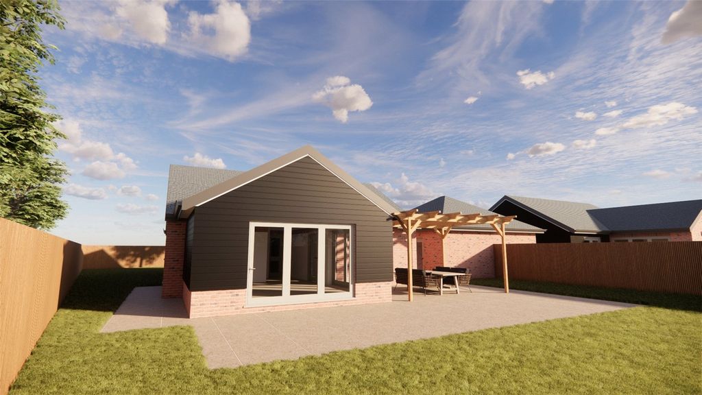 Property photo 2 of 7 Picture No. 01