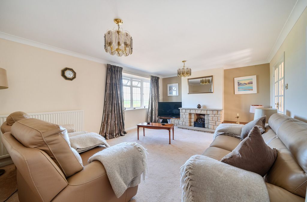 Property photo 3 of 20 1495092236A5E56606c72E