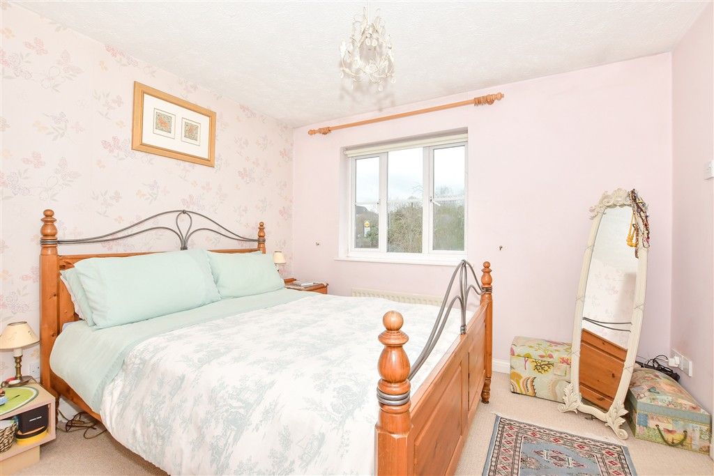 Property photo 2 of 10 Bedroom 1