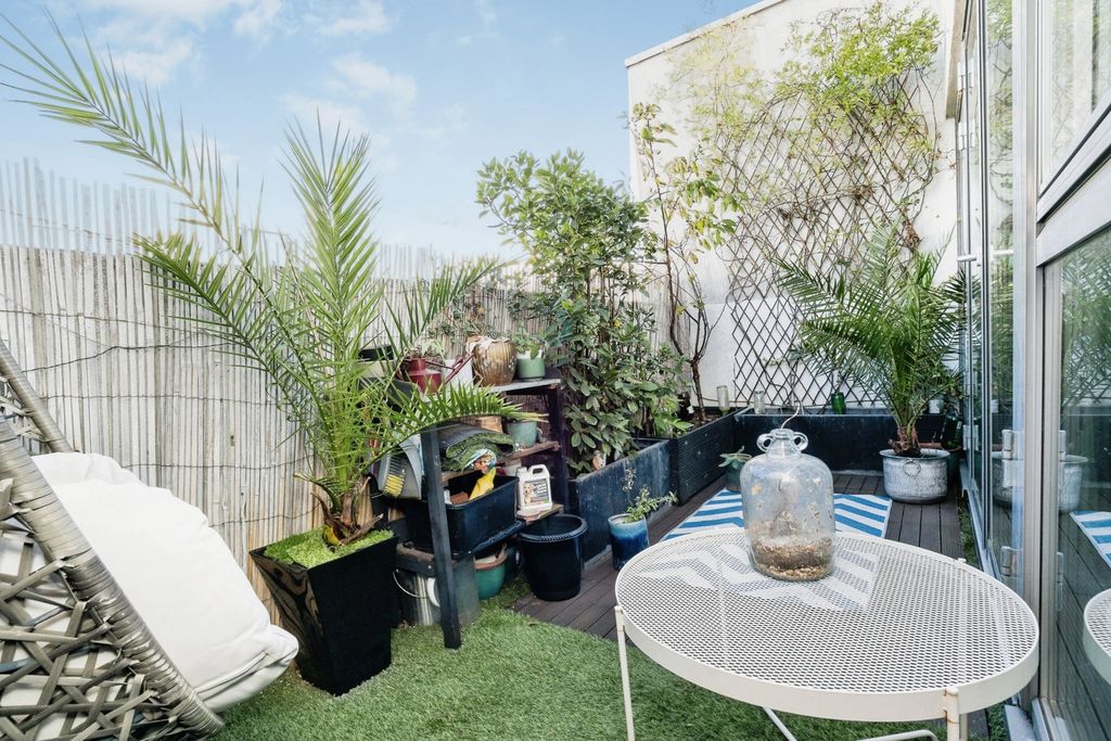 Property photo 1 of 15 Photo