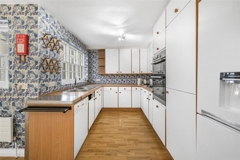 Property photo 2 of 10 Picture No. 03