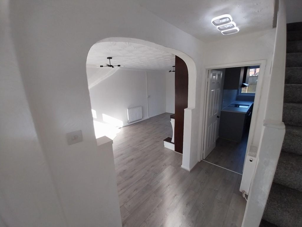 Property photo 2 of 18 20260423_171315.Jpg