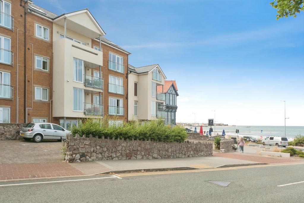 Property photo 1 of 18 Pbox-Img.Jpg