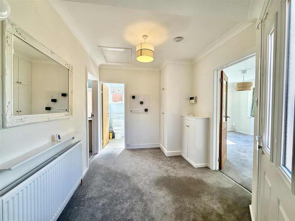 Property photo 2 of 18 2