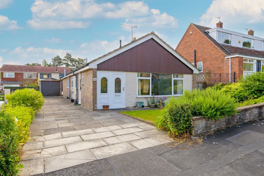 Property photo 1 of 23