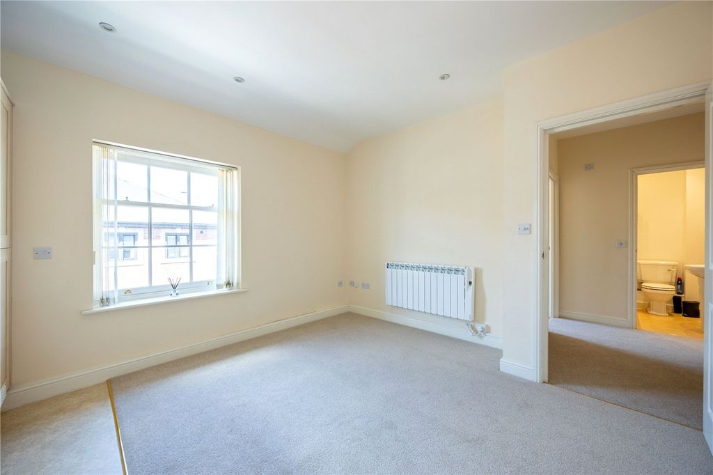 Property photo 2 of 4 Picture No. 09