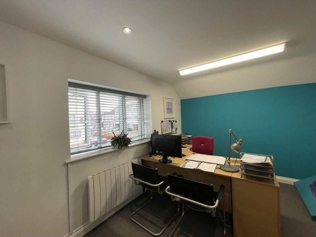 Property photo 3 of 14 Photo 3