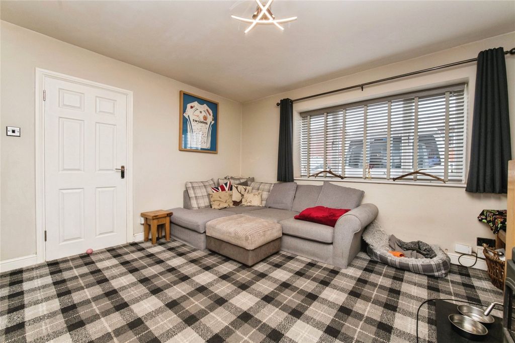 Property photo 3 of 18 Picture No. 03