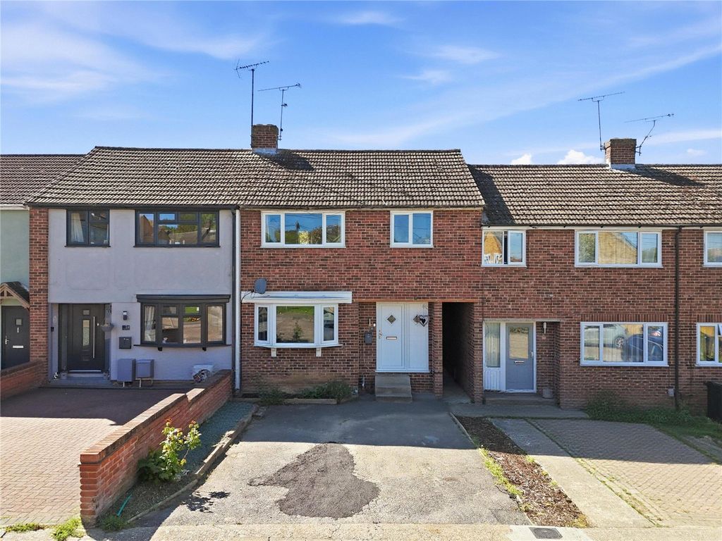 Property photo 1 of 21 Front