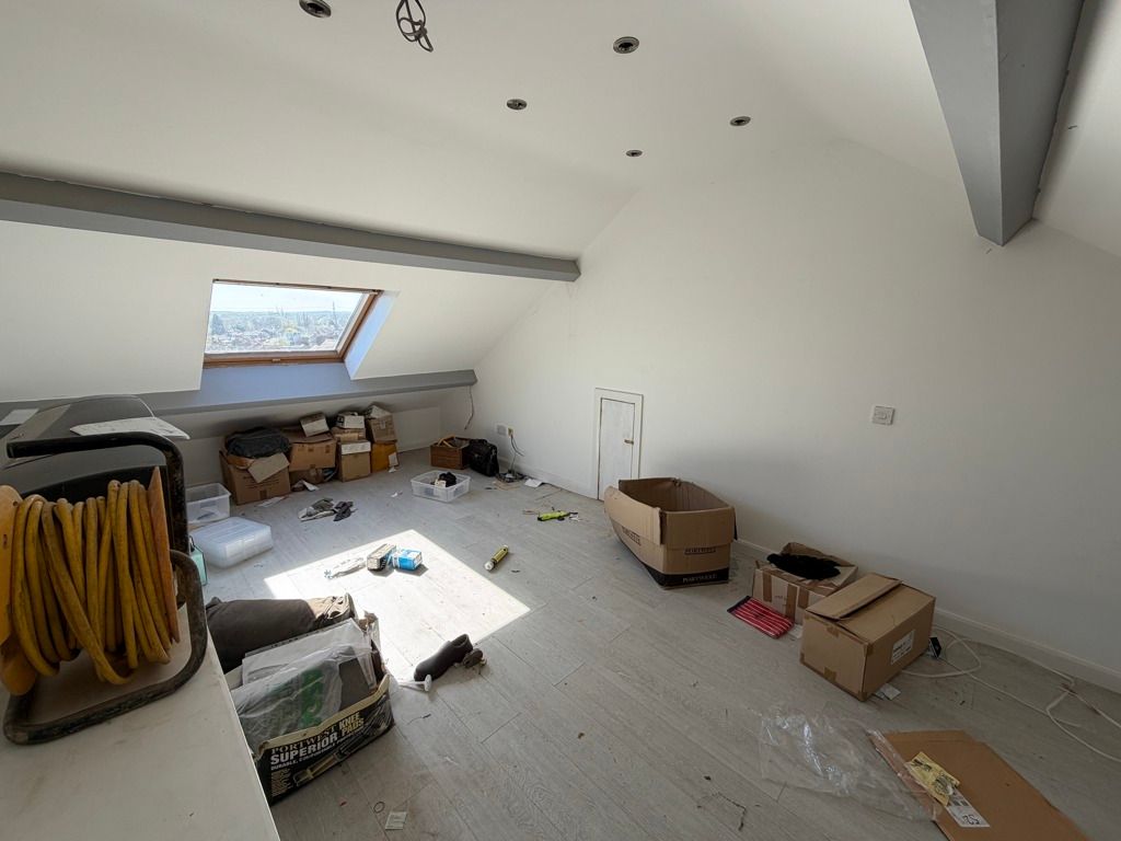 Property photo 3 of 8 Photo 2