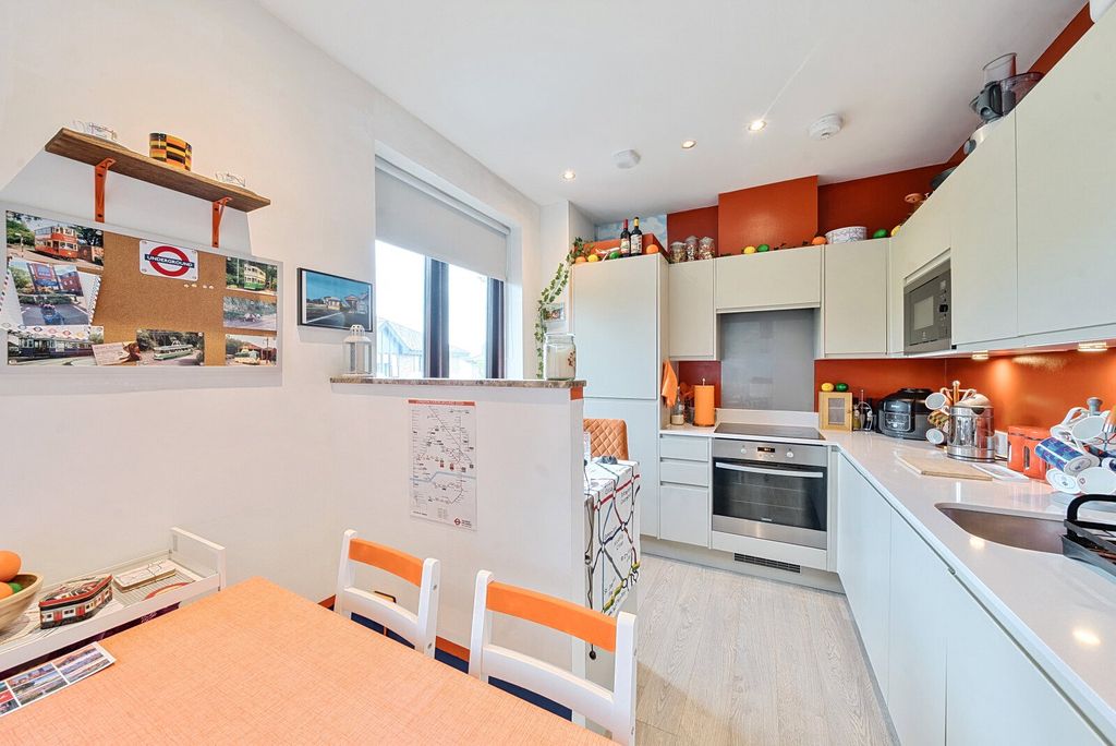 Property photo 2 of 13 Kitchen