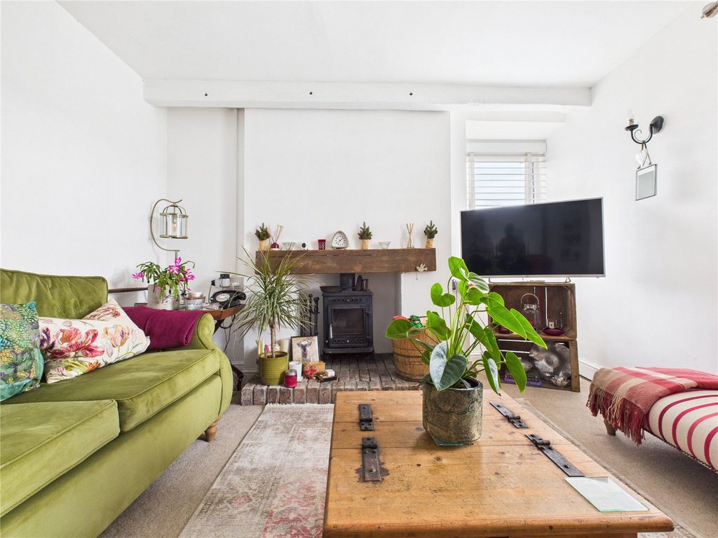 Property photo 2 of 18 Picture No. 19