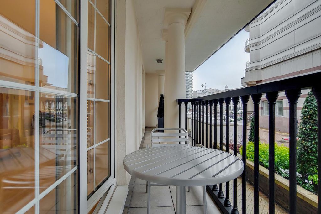 Property photo 3 of 12 4_Balcony-1.Jpg