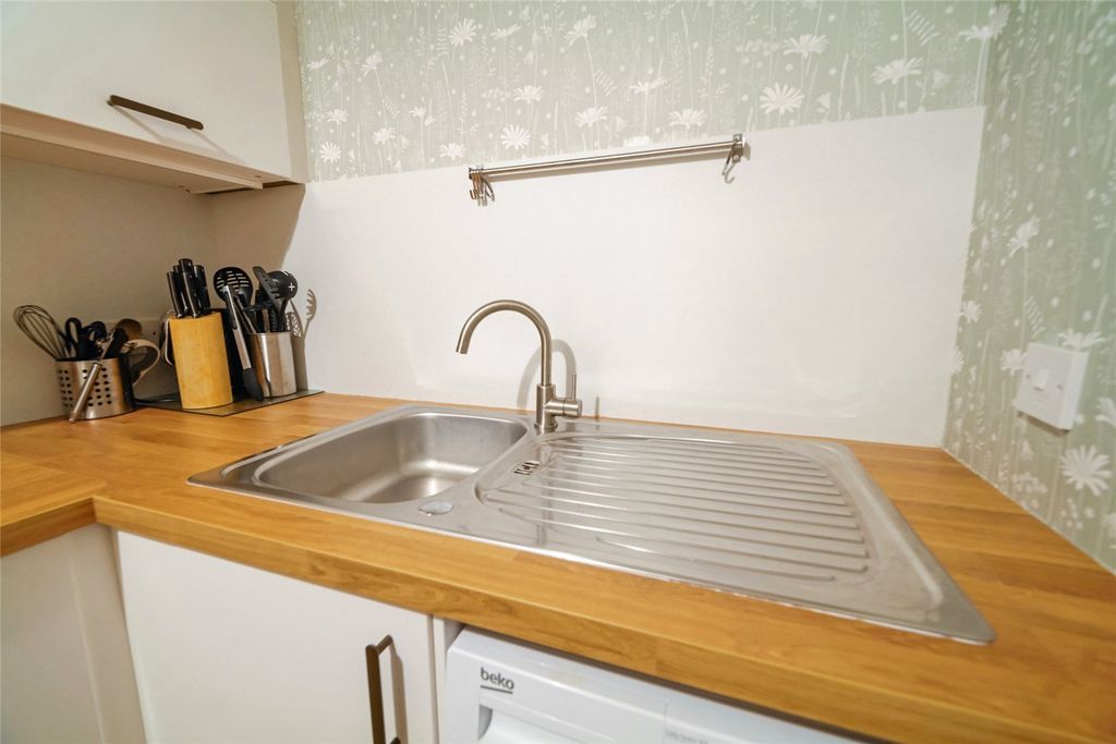 Additional image 9 of 2 bed flat for saleCopperwood Court, Hamilton, Lanarkshire ML3