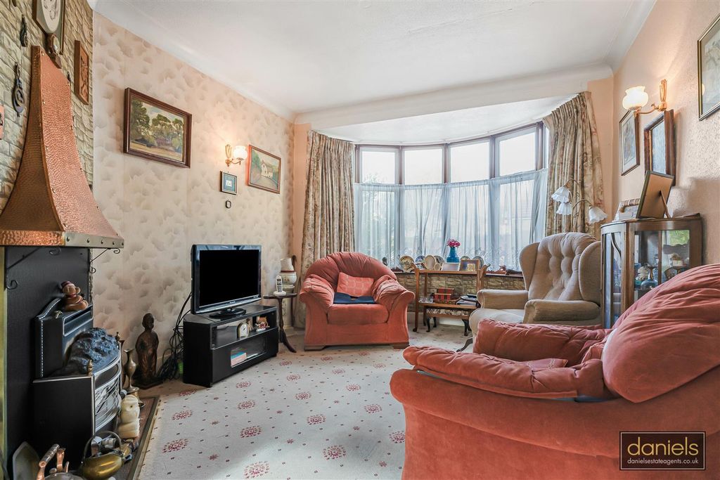 Property photo 2 of 15 8_66600_Watermarked.Jpg