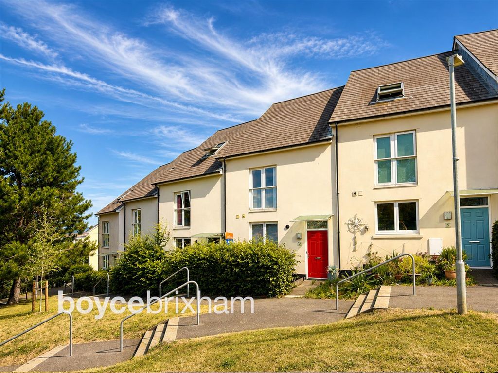 Property photo 1 of 11 Newwatermarkforonlinefront.Png