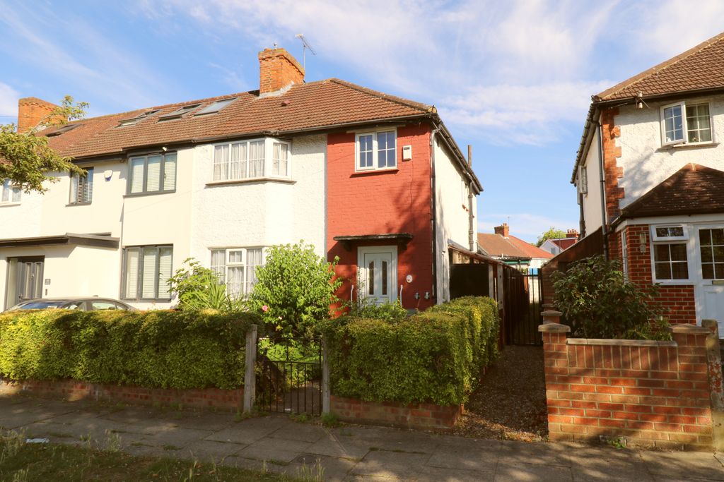 Property photo 1 of 11