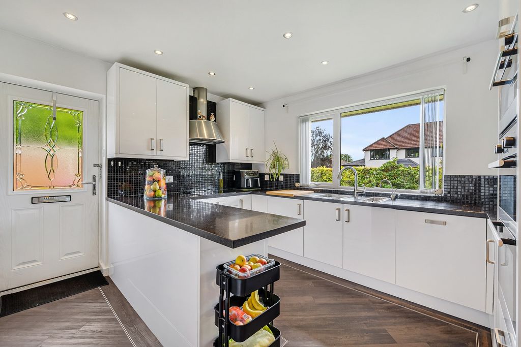 Property photo 2 of 26 3441475