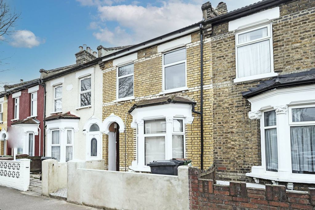 Property photo 1 of 6