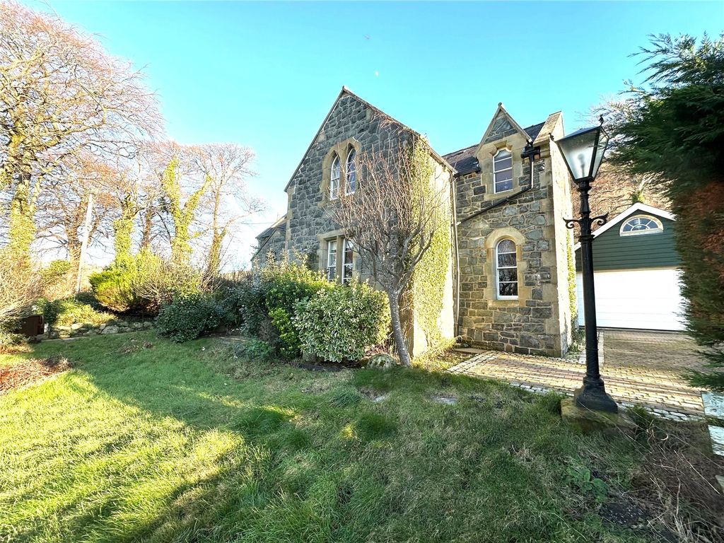 Property photo 1 of 69 Picture No. 35