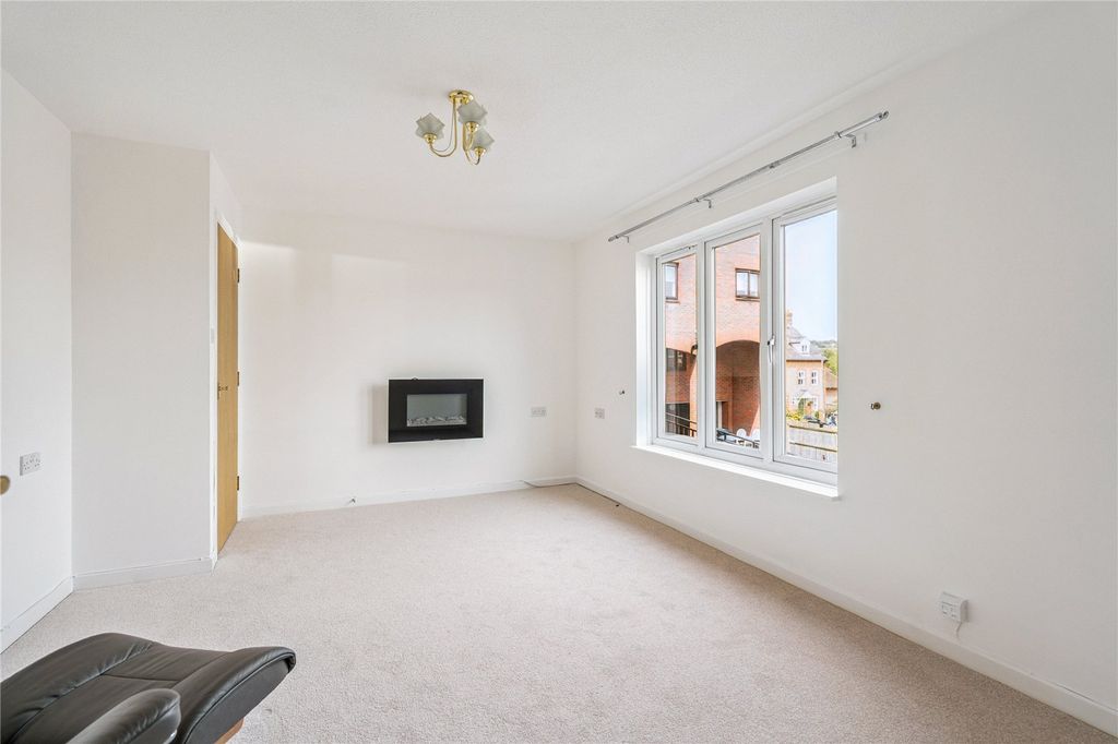 Property photo 2 of 13 Sitting Room